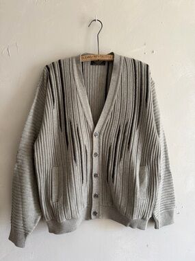 Vintage 90s pocket heavy knit cardigan